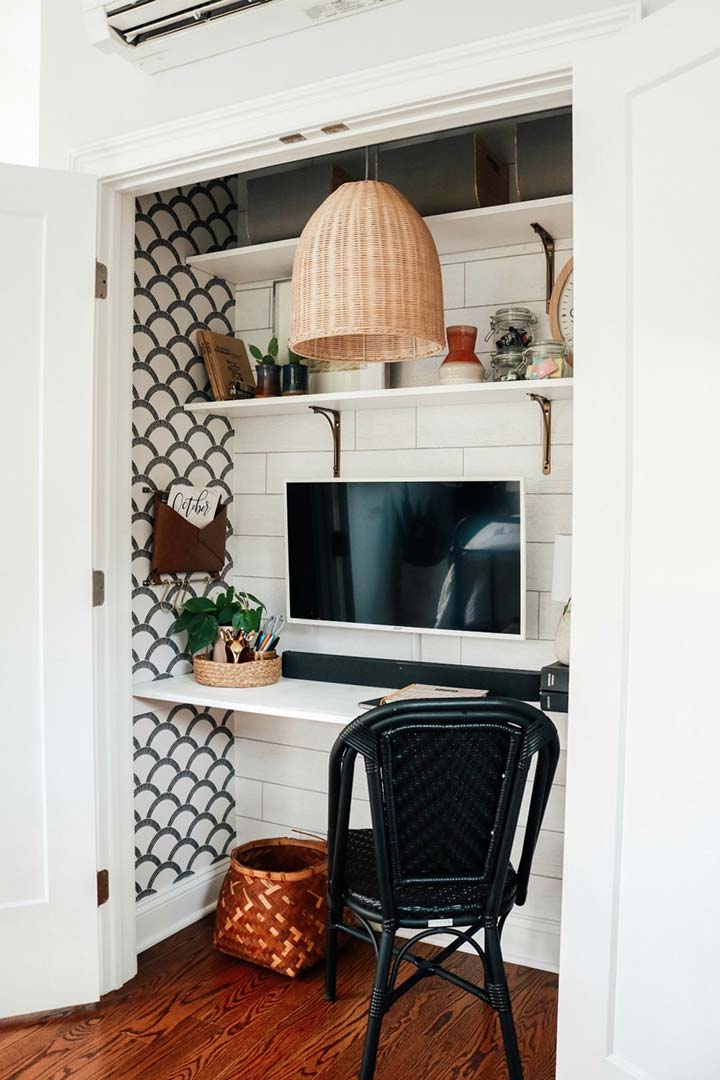 10 DIY Small Home Office Ideas for When You Have No Space! • OhMeOhMy Blog