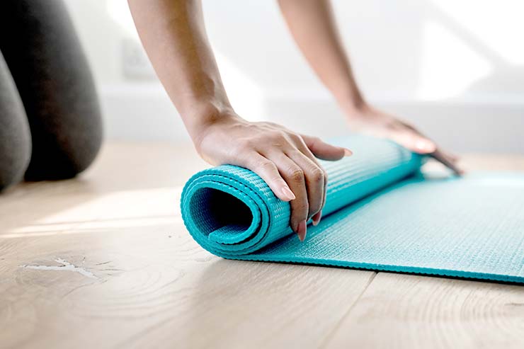 12 Easy Yoga Poses for Beginners