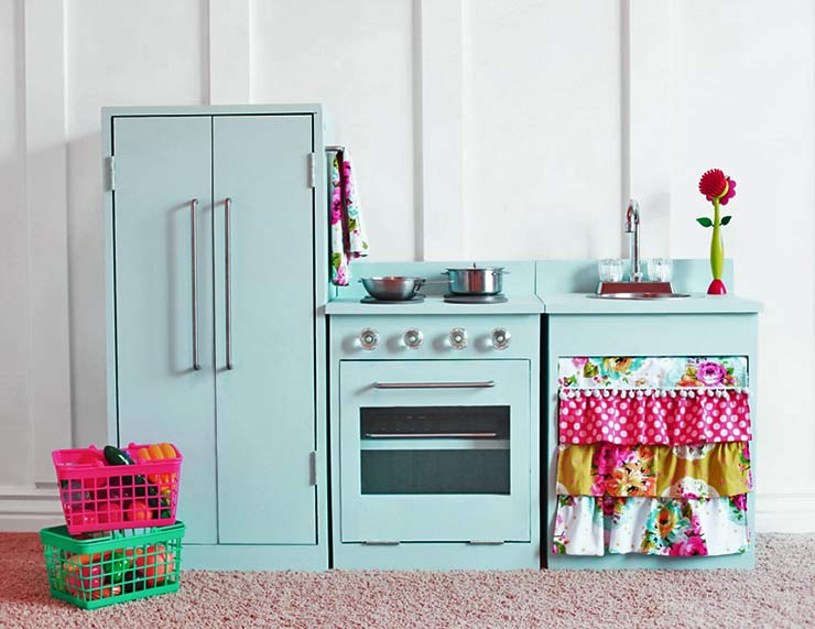 Easy DIY Kids Furniture Projects