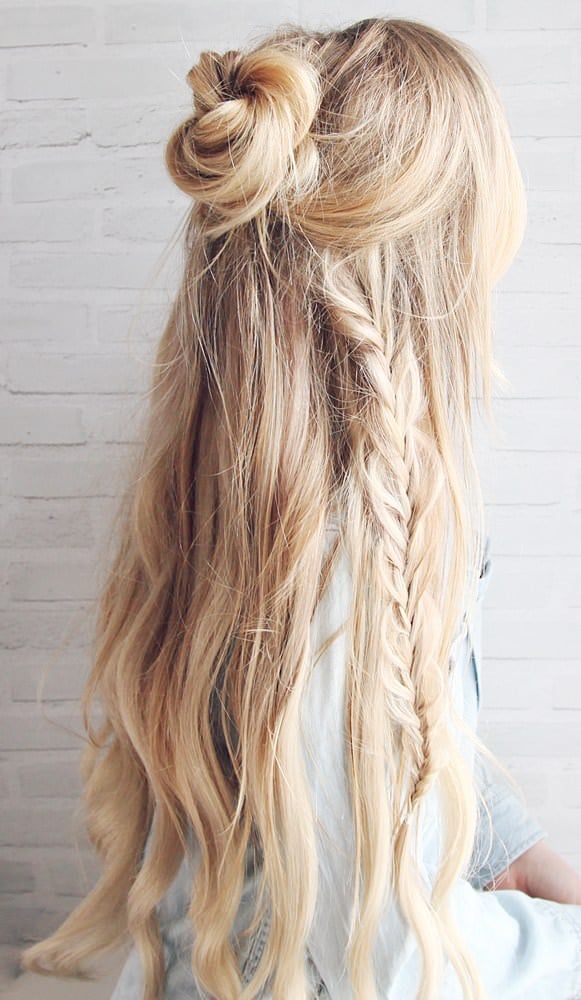 15 Easy Messy Bun Tutorials & Quick Updo Hairstyles 15 Easy Messy Bun Tutorials & Quick Updo Hairstyles